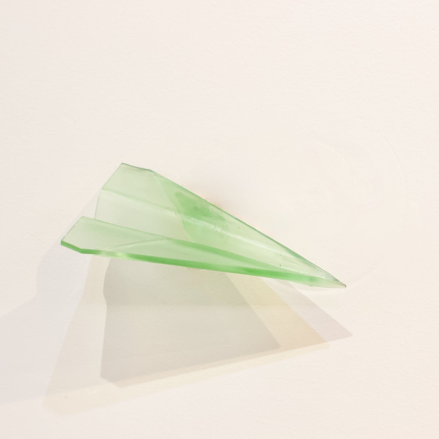 TBA146: Paper plane - pale jade green