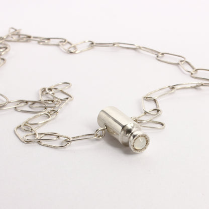 VM116: Moonstone pendant