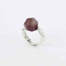 DH191: Faceted jasper ring