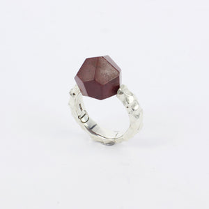 DH191: Faceted jasper ring