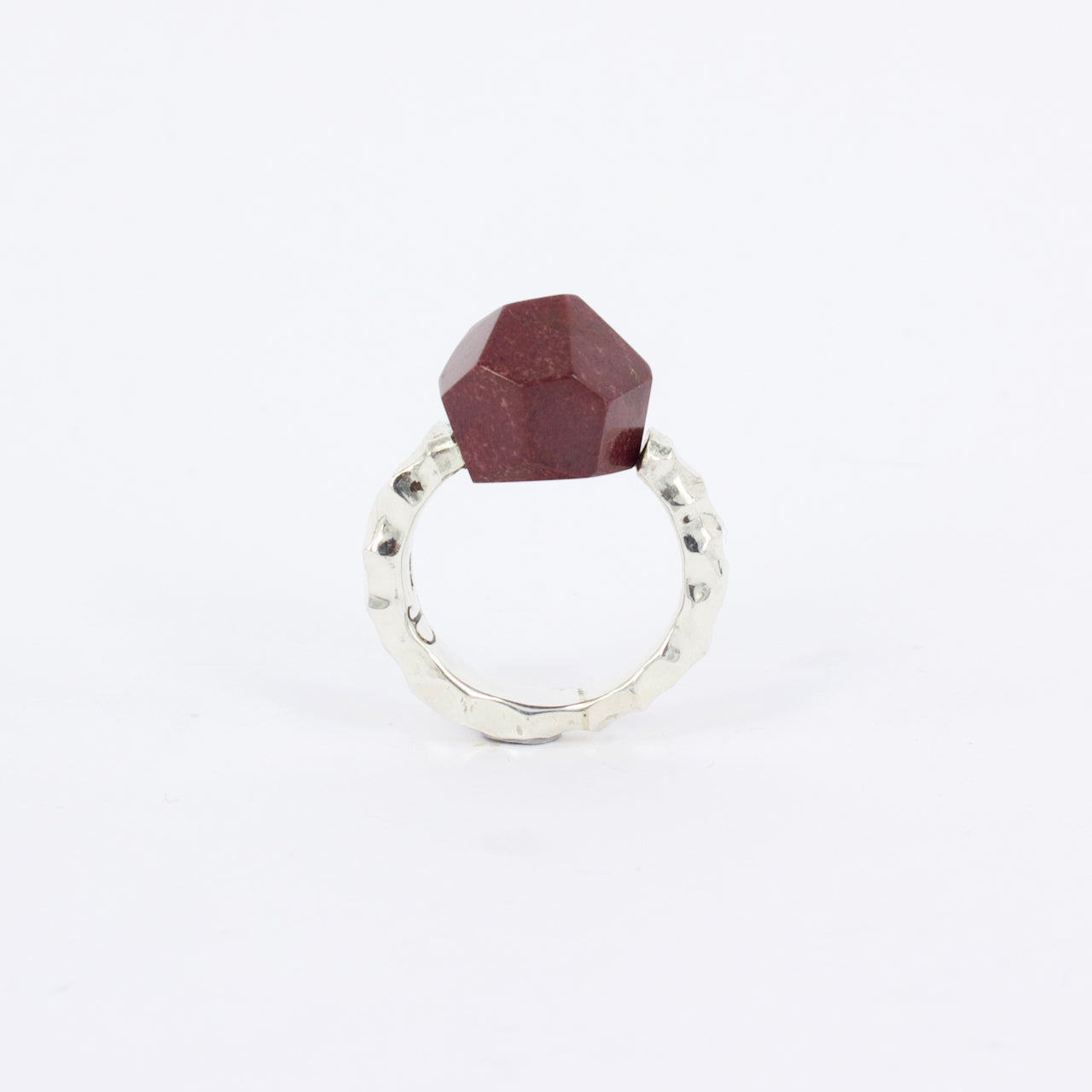 DH191: Faceted jasper ring