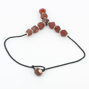 DH233: Facetted jasper stones necklace
