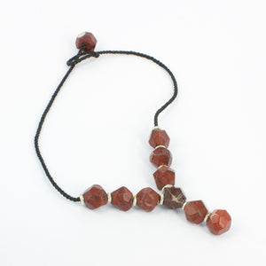 DH233: Facetted jasper stones necklace