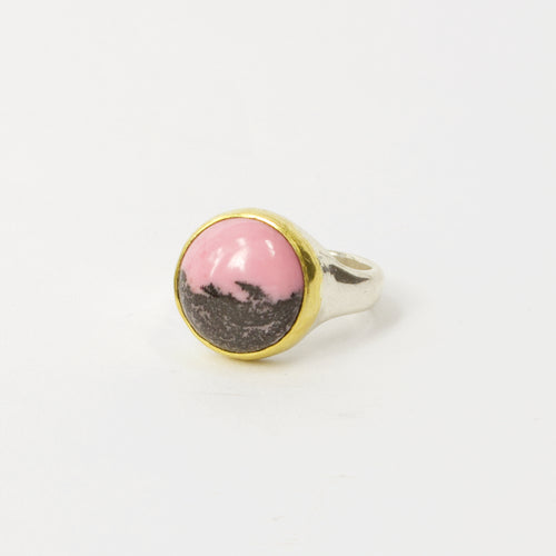 DM098C: Bi-colour rhodonite ring