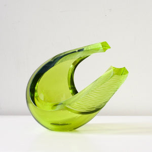GS25: Grace sculpture - Lime green