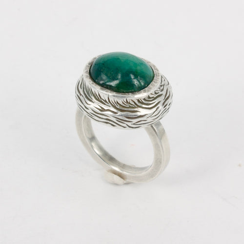 VM106: Emerald ring