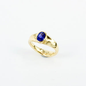 DM807A: Tanzanite ring