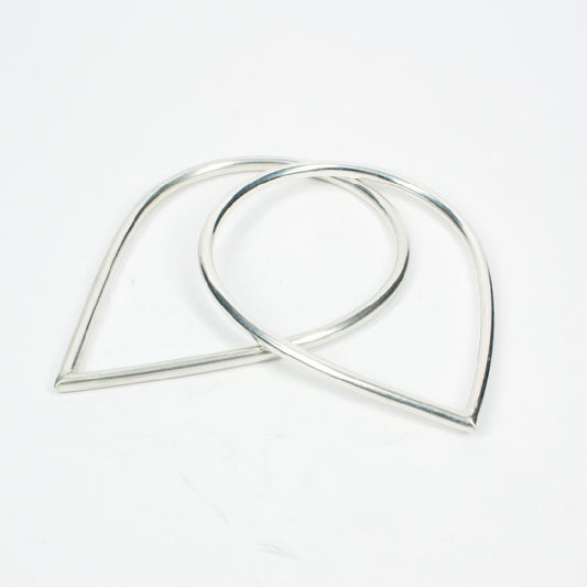 FS229: Teardrop bangle