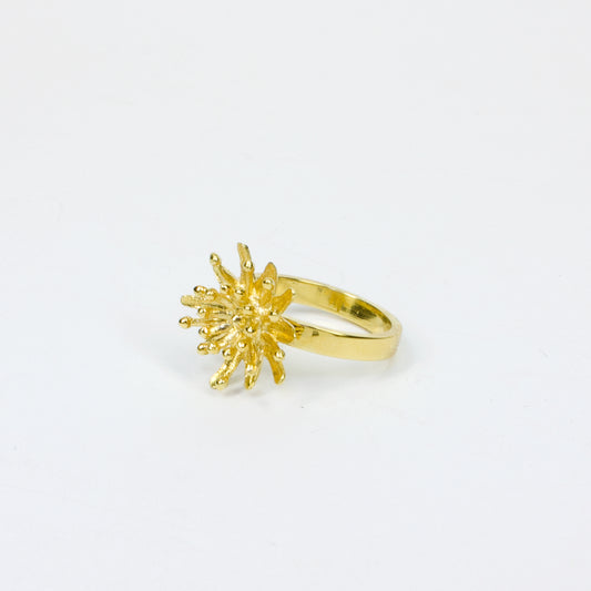 KS121: Mt Cook lily ring