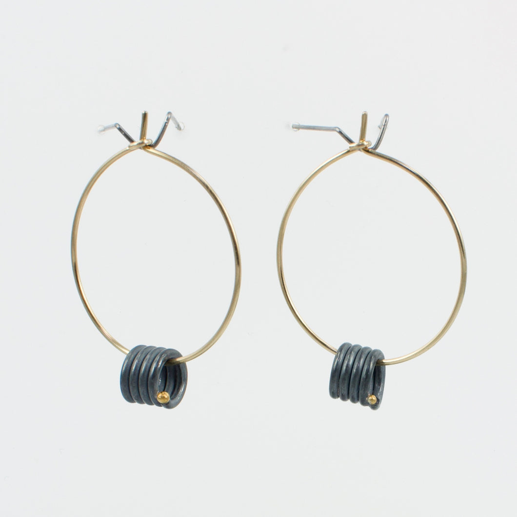 FS144: Curly earrings on gold hoop