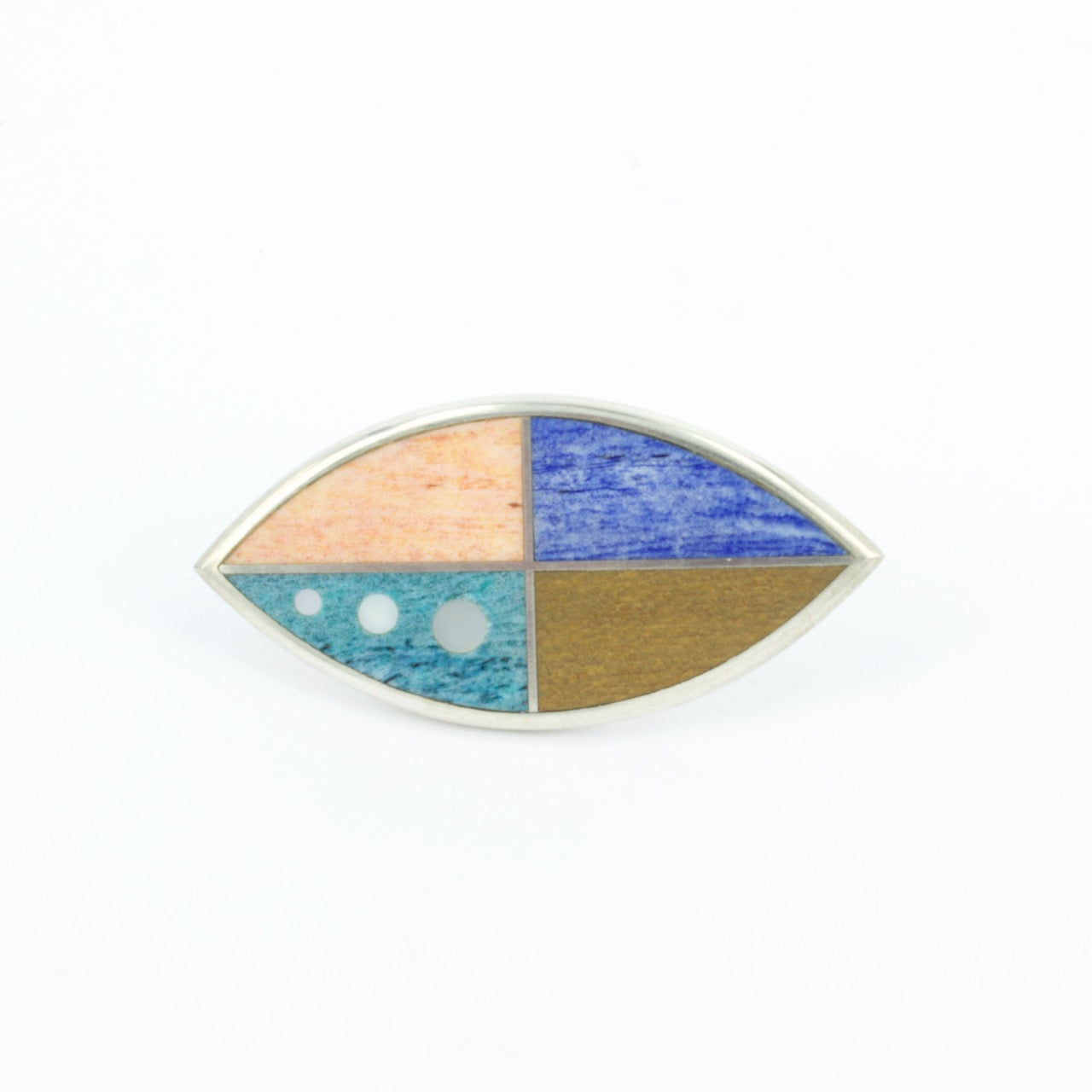 JA93: Five elements brooch