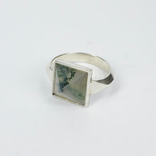 JB114: 'Khufu' faceted moss agate ring