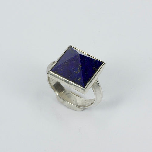 JB118: 'Khufu' faceted lapis ring