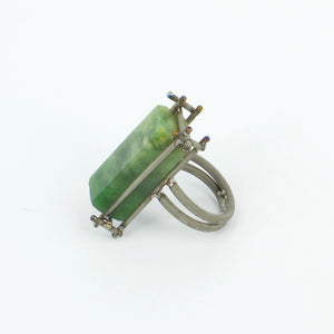 NA123: Facetted pounamu and titanium ring