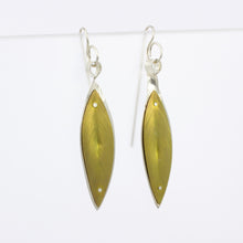RB76: Laurel leaf earrings