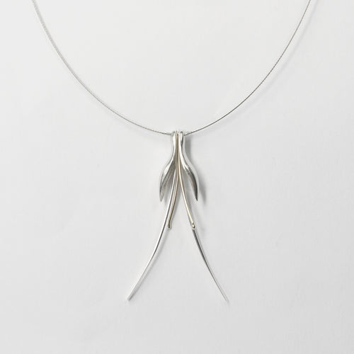 KS: Fuchsia necklace