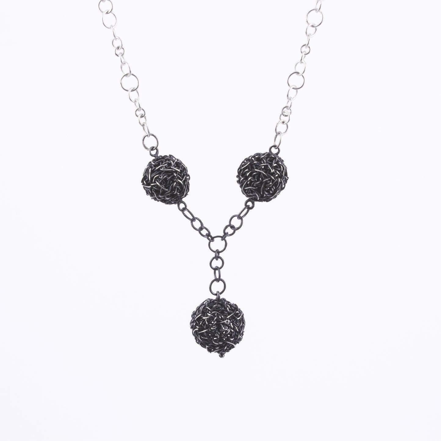 DH201: Pendant dark chaos